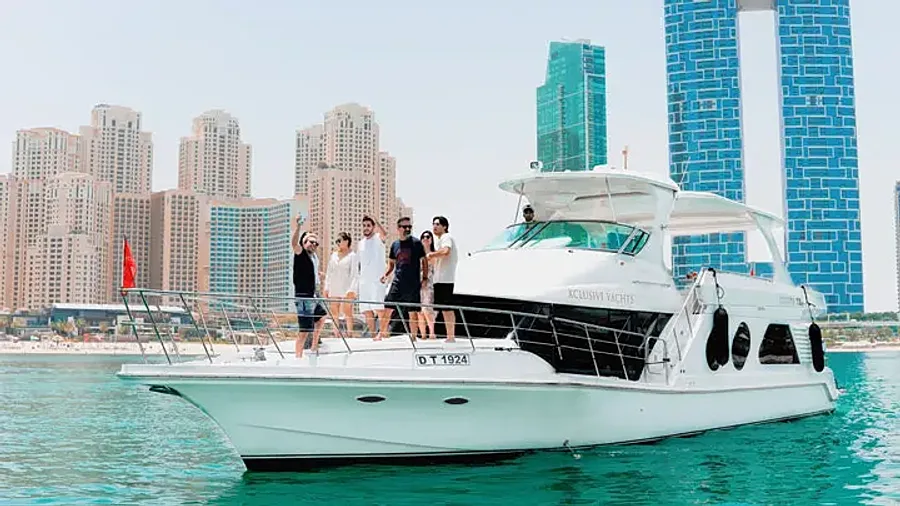 1 Hour Marina Tour