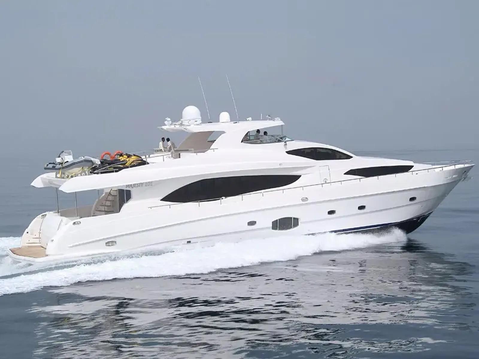 Majesty 101 Feet Yacht